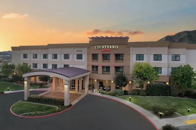 Hotellbilder av Courtyard by Marriott Santa Clarita Valencia - nummer 1 av 42