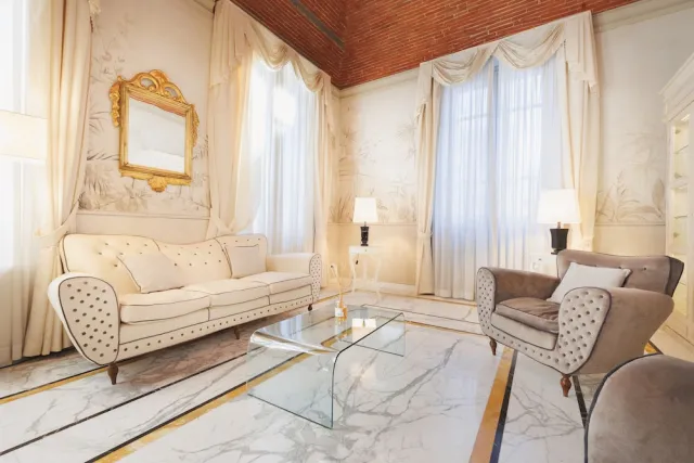 Billede av hotellet Hotel Embassy - nummer 1 af 10
