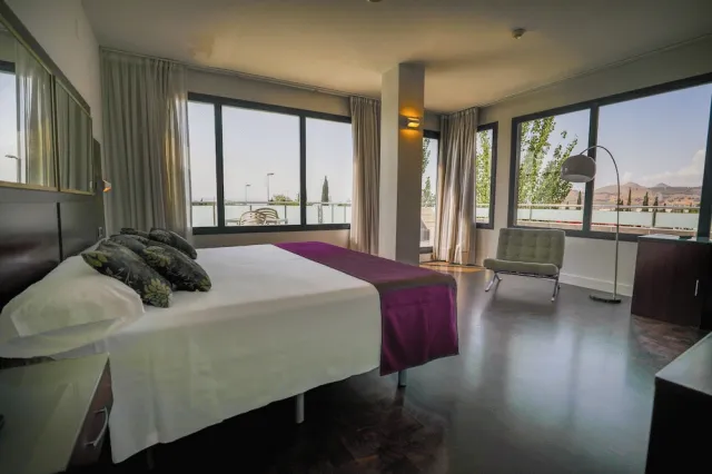 Billede av hotellet Hotel YIT Conquista de Granada - nummer 1 af 10