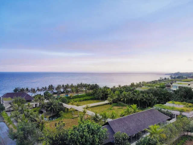 Billede av hotellet Komaneka at Keramas Beach - nummer 1 af 76