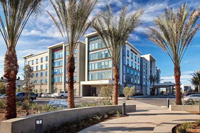 Billede av hotellet Homewood Suites by Hilton Long Beach Airport - nummer 1 af 52