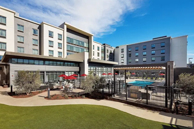 Hotellbilder av Hampton Inn Long Beach Airport - nummer 1 av 35