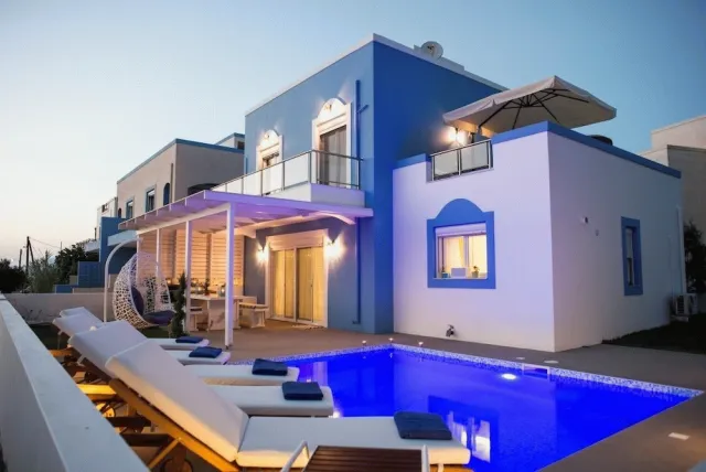 Billede av hotellet Seabreeze Villa - with Jacuzzi & heated pool - nummer 1 af 76