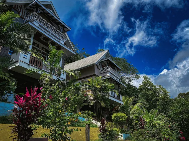 Hotellbilder av Mouggae Blues Villas - nummer 1 av 47