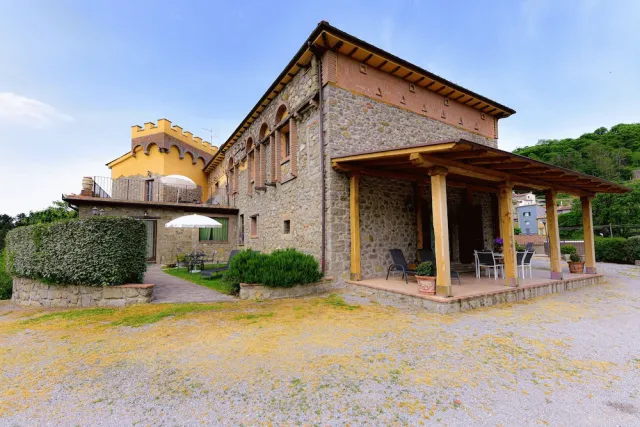 Billede av hotellet Agriturismo Castello delle Fornaci - nummer 1 af 10