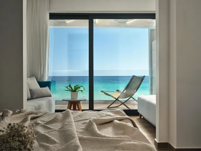 Billede av hotellet Cavo Orient Beach Hotel - nummer 1 af 10