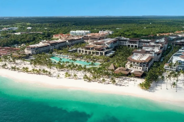 Billede av hotellet Lopesan Costa Bávaro Resort Spa & Casino - - nummer 1 af 83