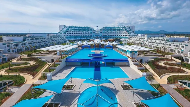 Hotellbilder av Limak Cyprus Deluxe Hotel - - nummer 1 av 100