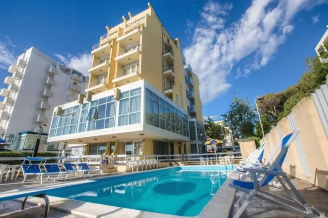 Billede av hotellet Hotel Tilmar - nummer 1 af 35