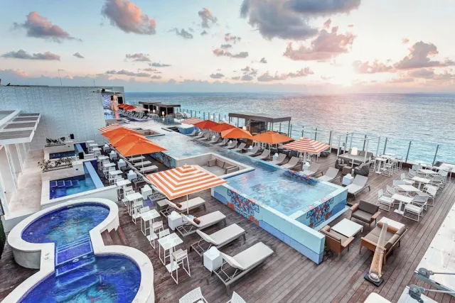 Hotellbilder av Royalton CHIC Cancun, An Autograph Collection All-Inclusive Resort - Adults Only - nummer 1 av 100