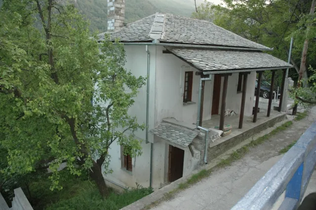 Hotellbilder av Split-level house in East Pelion - nummer 1 av 16
