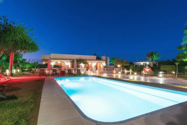 Billede av hotellet Fontana Holiday Home - nummer 1 af 72