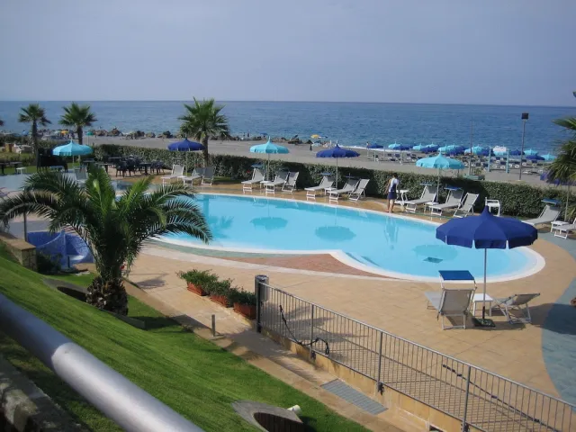 Hotellbilder av Meridian Hotel - nummer 1 av 28