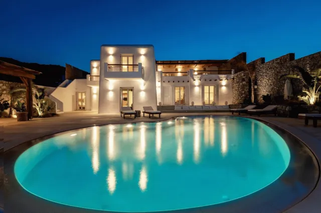 Hotellbilder av Villa Veneta at Ornos Sea View - nummer 1 av 26