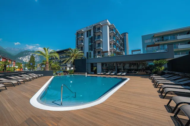 Hotellbilder av Lake Front Hotel Mirage - nummer 1 av 10