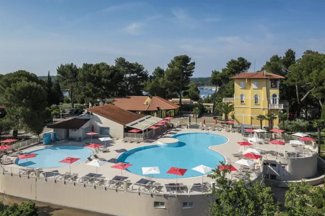 Billede av hotellet Apartments Bellevue Plava Laguna - nummer 1 af 50