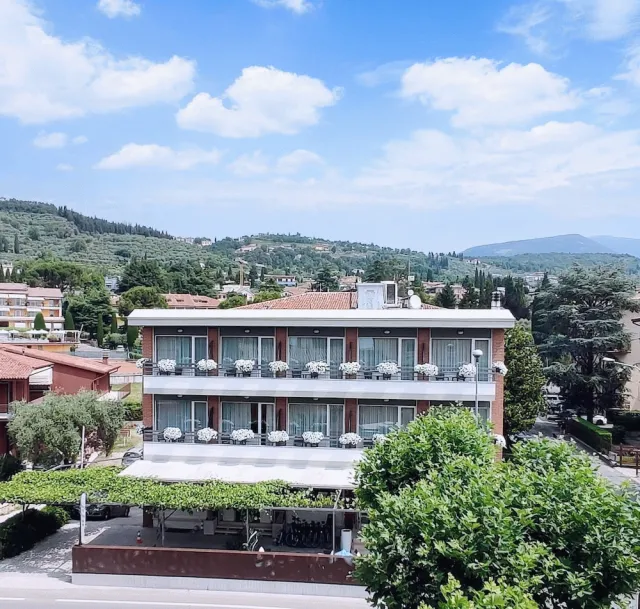Billede av hotellet Benaco - nummer 1 af 10