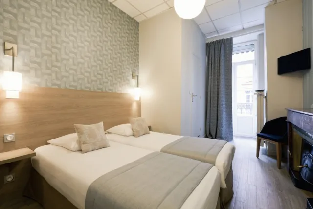 Billede av hotellet Hôtel du Dauphin - nummer 1 af 10