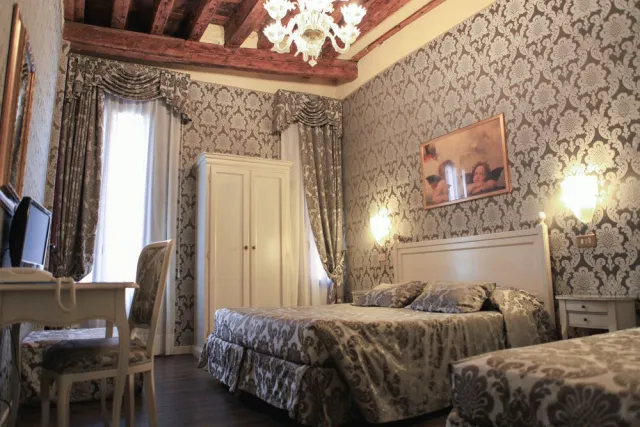 Billede av hotellet Hotel Bridge - nummer 1 af 10