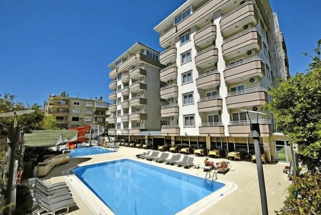 Hotellbilder av Sealine Hotel - nummer 1 av 38