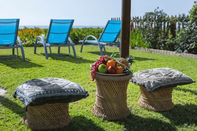 Hotellbilder av Meneou Beachfront Villa 5 - nummer 1 av 32