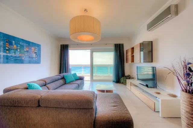 Billede av hotellet Seafront LUX APT IN Fort Cambridge - nummer 1 af 10