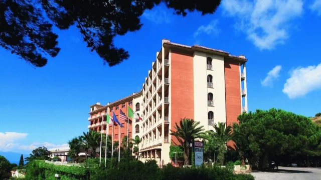 Hotellbilder av 501 Hotel - nummer 1 av 56