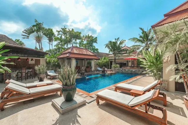 Billede av hotellet Generous 6BR Balinese Pool Villa Sophia - nummer 1 af 38
