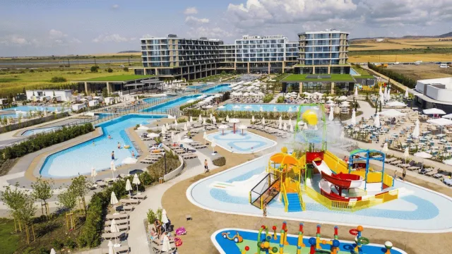 Billede av hotellet Wave Resort – - nummer 1 af 100