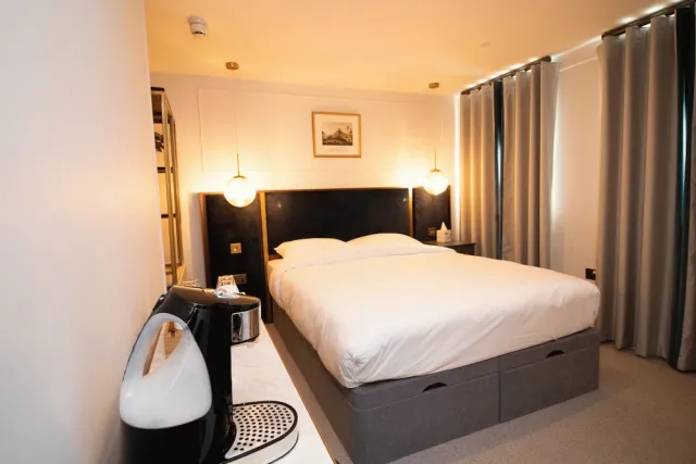 Billede av hotellet Three Falcons Hotel - nummer 1 af 10