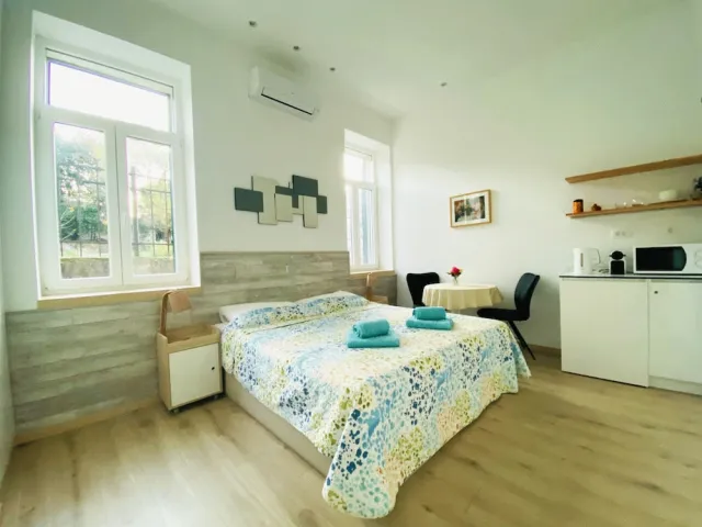 Billede av hotellet En-suite Rose on Rokova Street - nummer 1 af 22