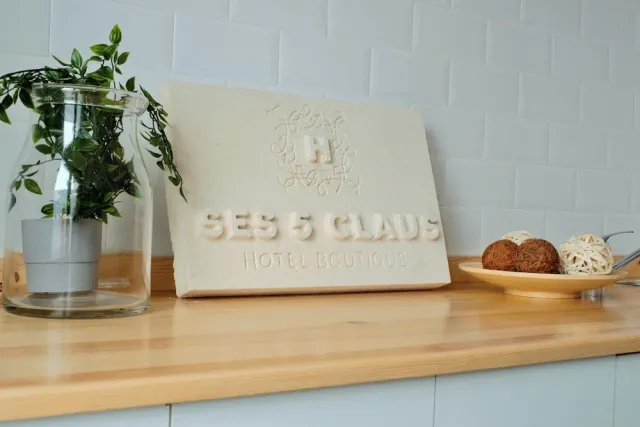Billede av hotellet Hotel Ses 5 Claus - nummer 1 af 10