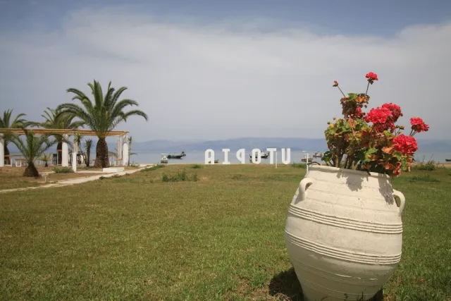 Billede av hotellet Utopia Kavos Hotel - nummer 1 af 10