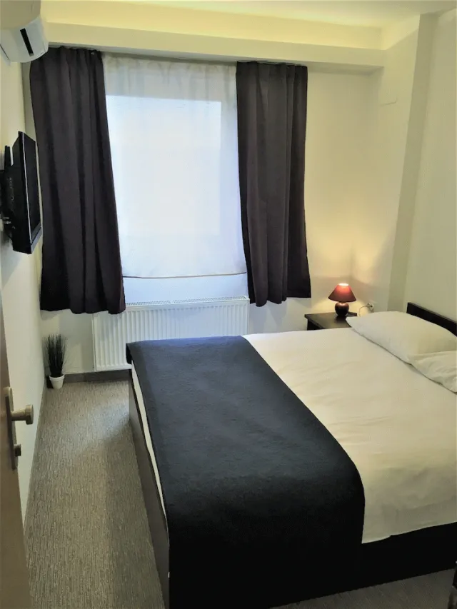 Billede av hotellet London Rooms Zagreb Airport - nummer 1 af 31