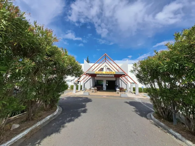 Billede av hotellet Hotel Thania - nummer 1 af 34