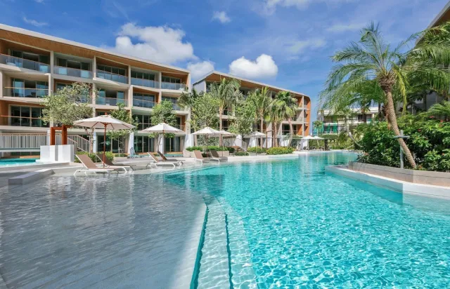 Hotellbilder av Wyndham Grand Nai Harn Beach Phuket - nummer 1 av 34