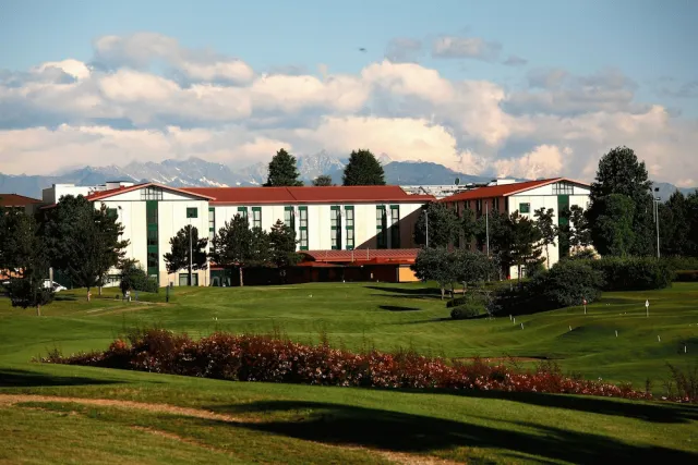 Billede av hotellet DoubleTree by Hilton Milan Malpensa Solbiate Olona - nummer 1 af 98