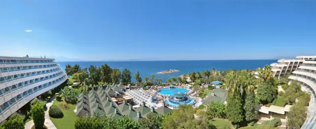 Billede av hotellet The Grand Blue Sky International - nummer 1 af 42