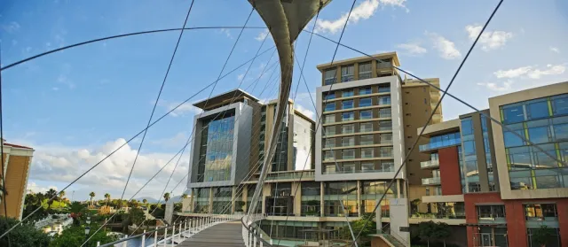 Billede av hotellet The Residences at Crystal Towers - nummer 1 af 100