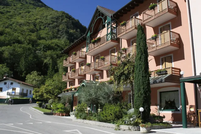 Billede av hotellet Club Hotel Lago di Tenno - nummer 1 af 10