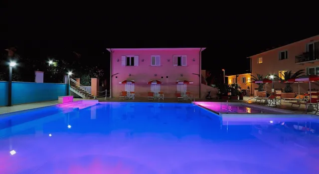 Billede av hotellet Bolgheri Marina Resort ex Varo Village - nummer 1 af 33