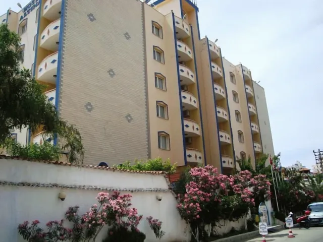 Hotellbilder av Golden Moon Apart Hotel - nummer 1 av 63