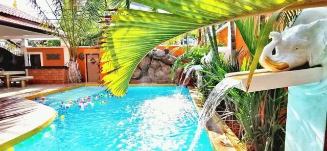 Billede av hotellet TUCHELAND Luxury Pool Villa Pattaya Walking Street 7 Bedrooms - nummer 1 af 48