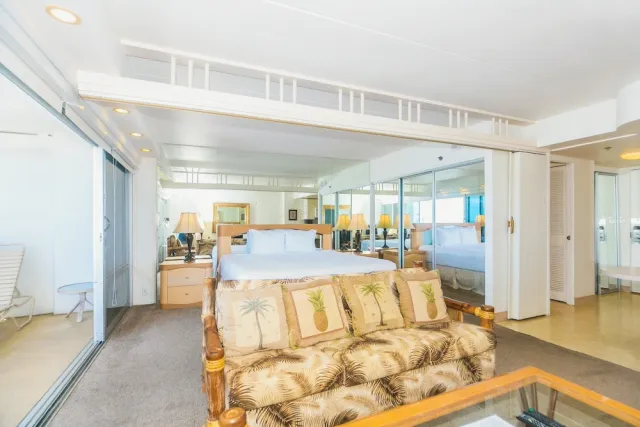 Hotellbilder av Spacious One Bedroom Harbor View Condos at Ilikai Marina With Private Balcony - nummer 1 av 100