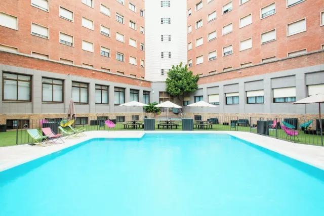 Billede av hotellet Residencia Universitaria Resa Barcelona Diagonal - Campus Accomodation - nummer 1 af 10