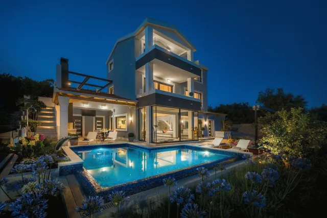 Hotellbilder av Beachfront Villa Azzurro With Pool - nummer 1 av 95