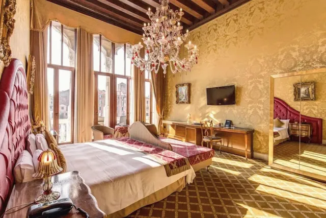 Billede av hotellet Pesaro Palace - nummer 1 af 24