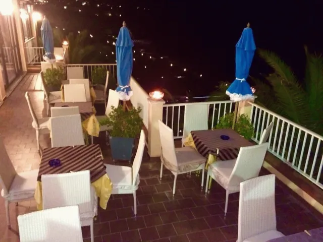 Hotellbilder av Hotel Ristorante Terrazzo sul Mare - nummer 1 av 29
