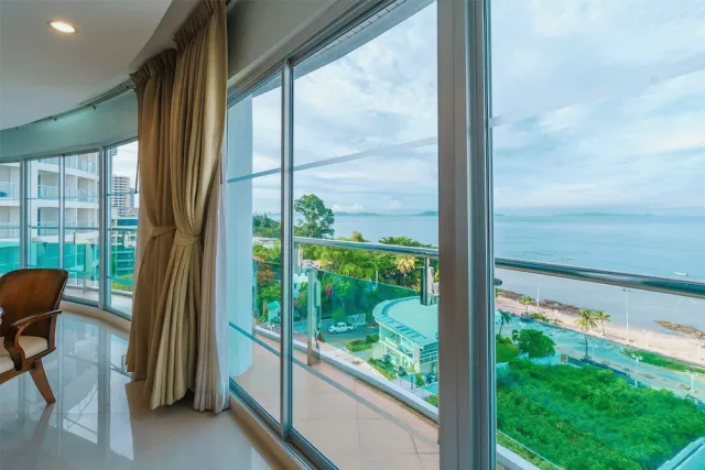 Hotellbilder av Royal Beach View Suites - nummer 1 av 81