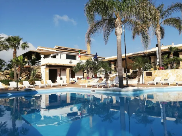 Billede av hotellet Villa Carlo Resort - nummer 1 af 10